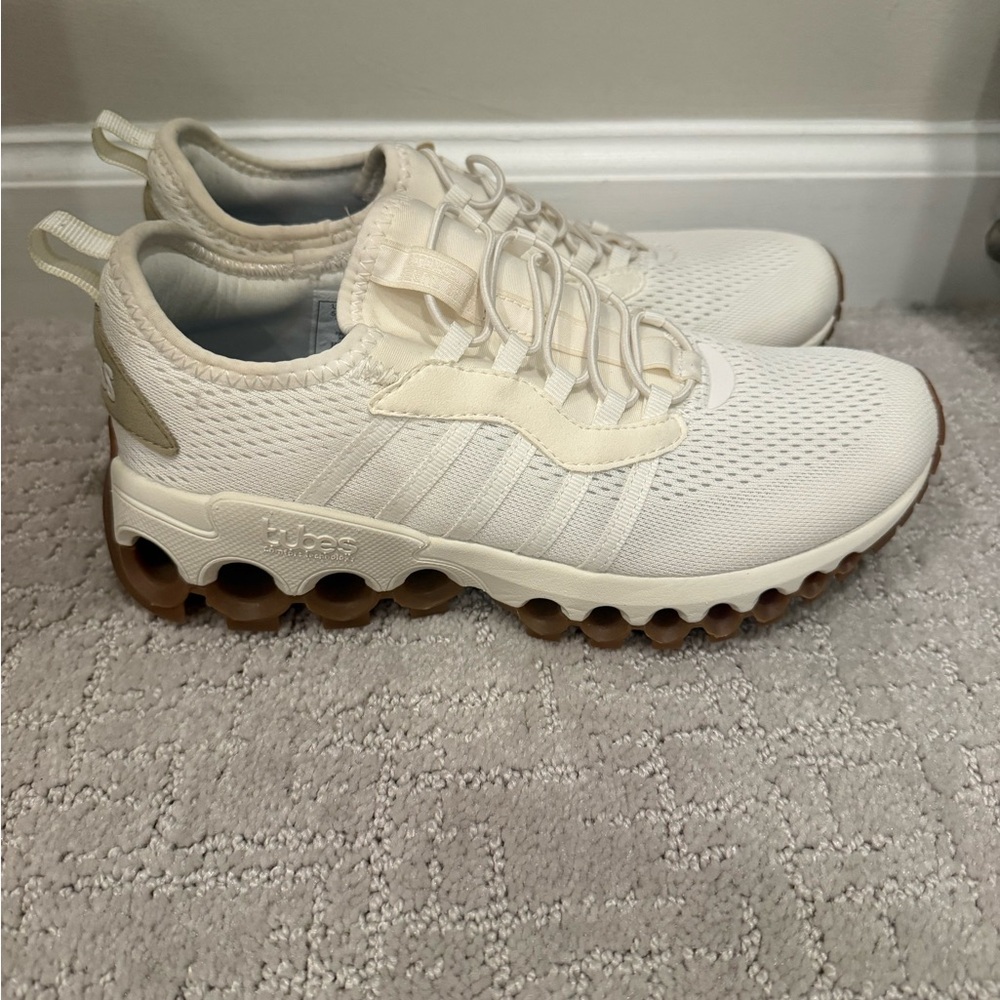 Women’s K-Swiss Tube Slip On Sneakers, Cream with brown bottom